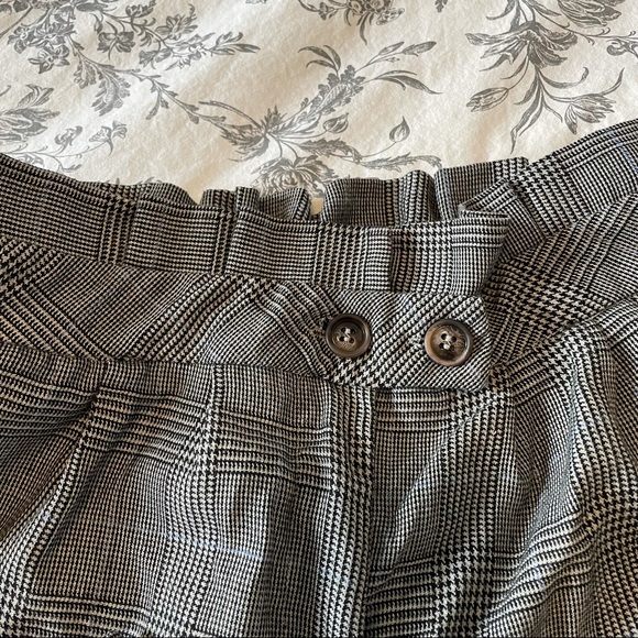 Urban Romantics pants - Picture 2 of 5